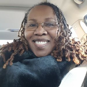 Meet your Posher, Monica